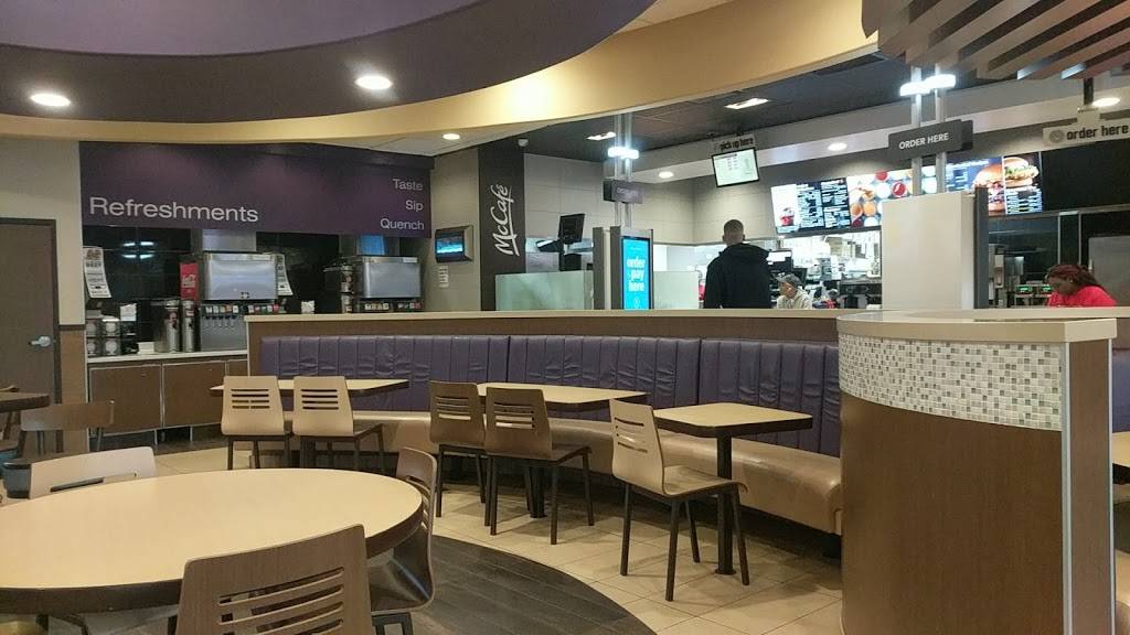 McDonalds | cafe | 7059 Mechanicsville Turnpike, Mechanicsville, VA 23111, USA | 8047461747 OR +1 804-746-1747