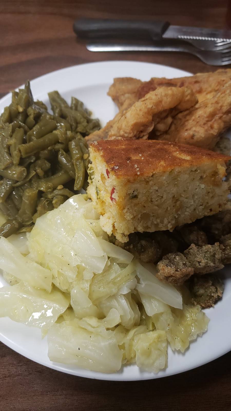 Dae Break | restaurant | 990 Pickwick Rd, Savannah, TN 38372, USA | 7314383461 OR +1 731-438-3461