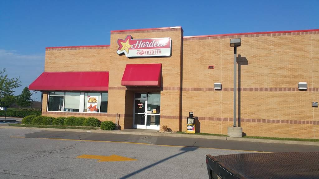 Hardees | restaurant | 1944 Wentzville Pkwy, Wentzville, MO 63385, USA | 6363275327 OR +1 636-327-5327