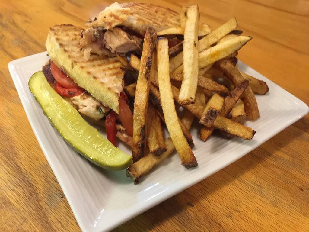 Bogies Restaurant & Pub | restaurant | 935 S Main St, Great Barrington, MA 01230, USA | 4135285959 OR +1 413-528-5959