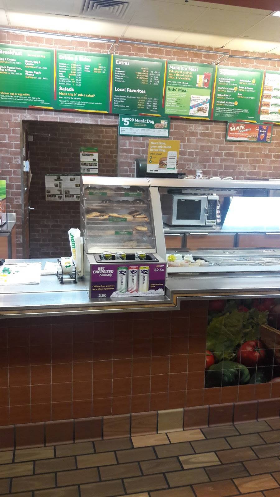 Subway Restaurants | restaurant | 5932 W Bell Rd, Glendale, AZ 85308, USA | 6029783488 OR +1 602-978-3488