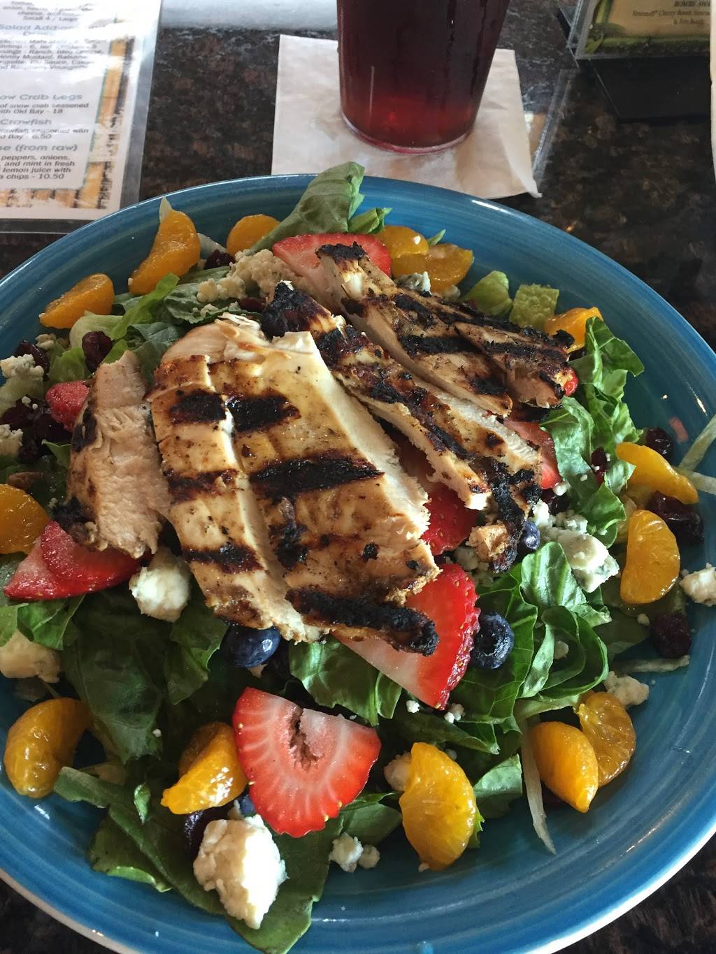 Tiki West Raw Bar and Grill | restaurant | 118 W Ruby St, Tavares, FL 32778, USA | 3525085783 OR +1 352-508-5783