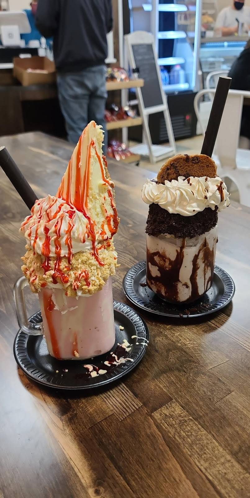 C&K Sweet Treats & Smoked Meats | restaurant | 2137 Volunteer Pkwy Suite 4, Bristol, TN 37620, USA | 4235734517 OR +1 423-573-4517