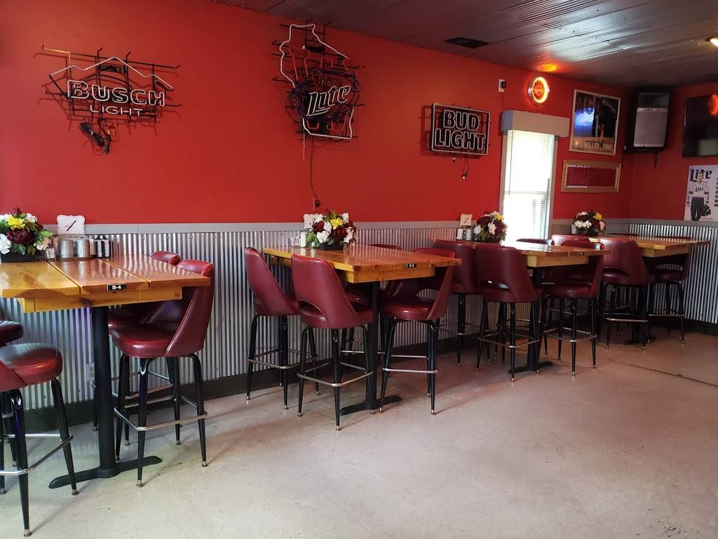 City Limits River Pub & Grill | restaurant | 422 County Rd N, Wisconsin Dells, WI 53965, USA | 6082534990 OR +1 608-253-4990