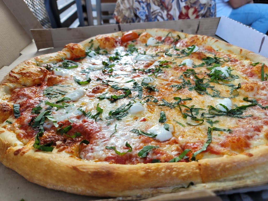 Empire Pizza & Pub | restaurant | 137 E Congress St, Tucson, AZ 85701, USA | 5208827499 OR +1 520-882-7499