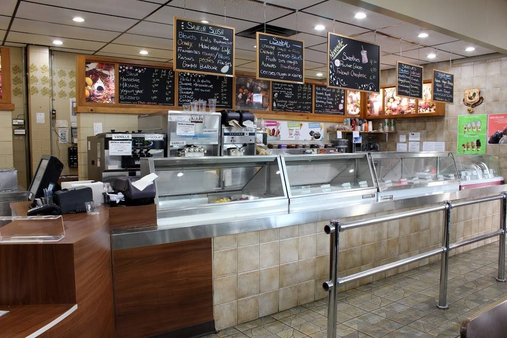 Fromagerie Victoria | cafe | 101 Rue de Laqueduc, Victoriaville, QC G6P 1M2, Canada | 8197526821 OR +1 819-752-6821