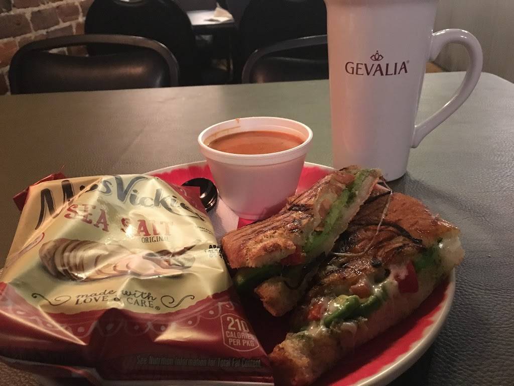 The Gelato Company and Eatery | restaurant | 11 SE 1 Ave, Gainesville, FL 32601, USA | 3523733153 OR +1 352-373-3153