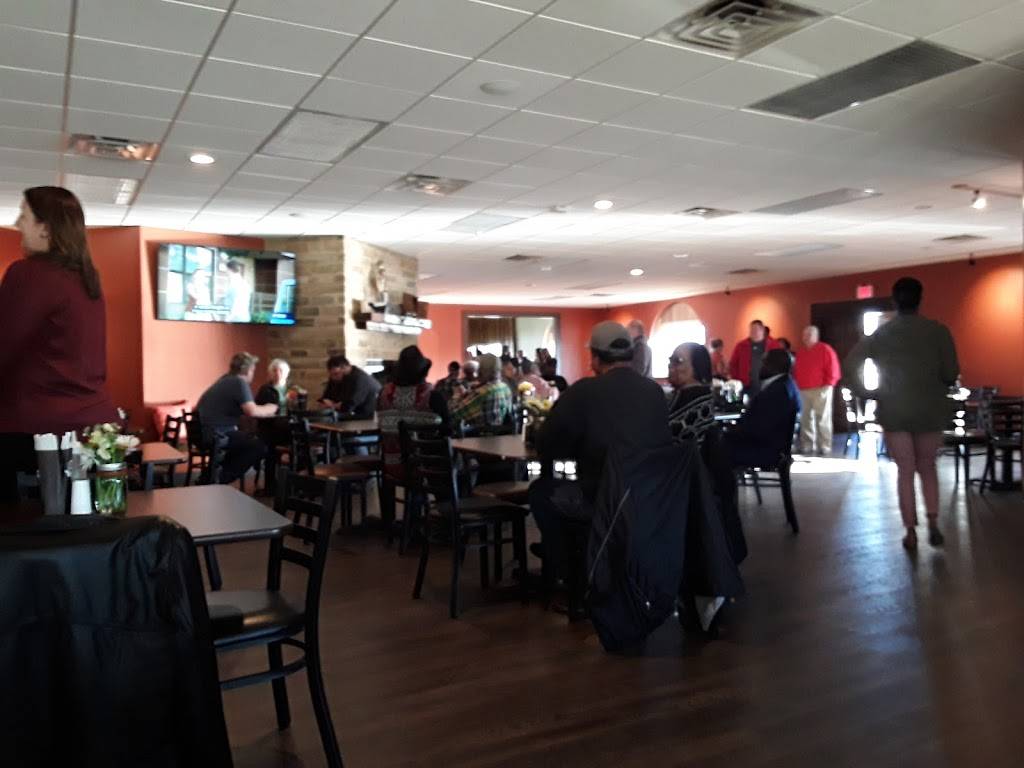 Uncle Dougs | restaurant | 14812 TX-21, Douglass, TX 75943, USA | 9365858502 OR +1 936-585-8502