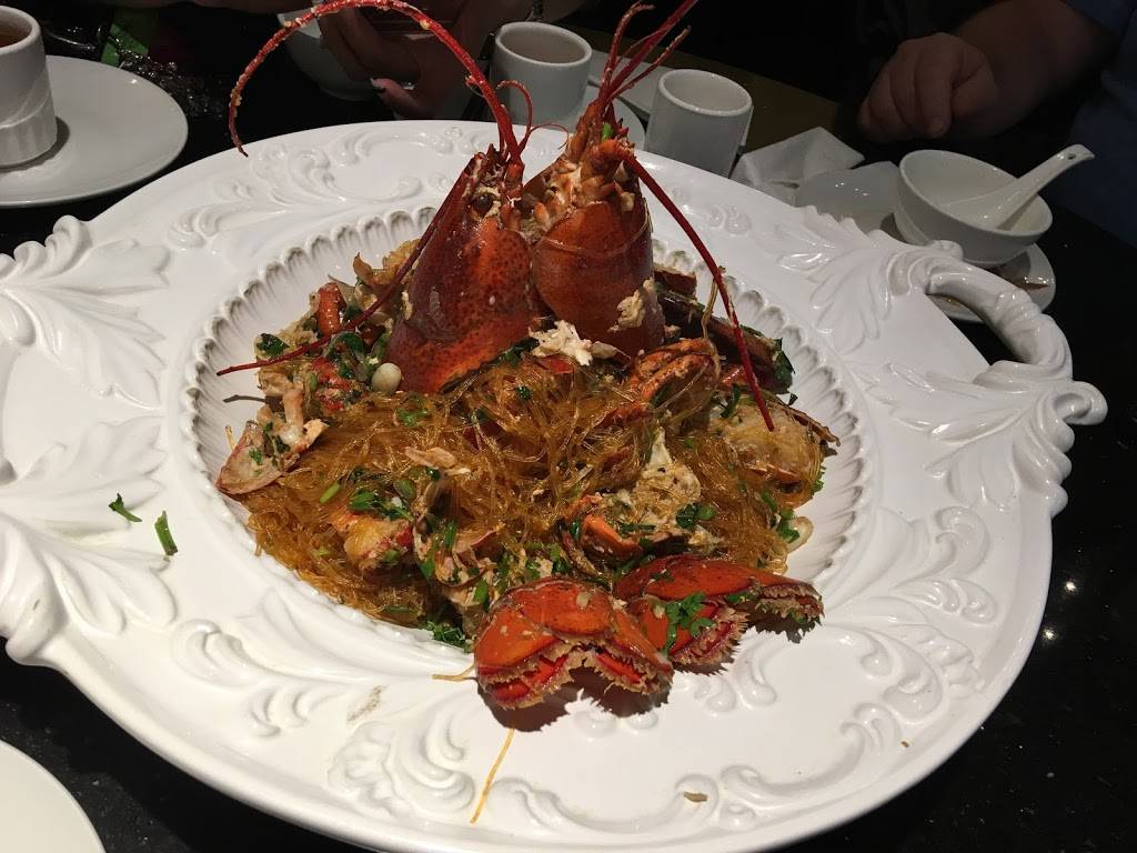 Fantasy Eatery | restaurant | 10909 Yonge St, Richmond Hill, ON L4C 4M6, Canada | 9057870388 OR +1 905-787-0388