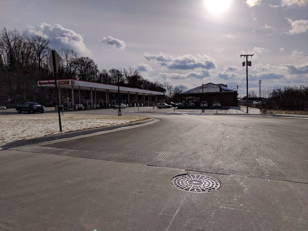 Speedy Café | restaurant | 220 E Connelly Blvd, Sharon, PA 16146, USA | 7249811463 OR +1 724-981-1463