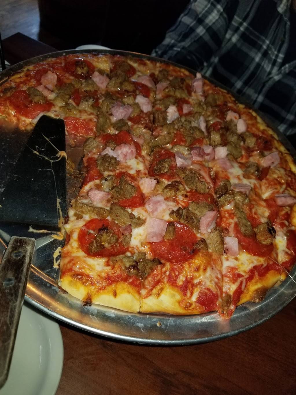 Omalleys Cabin On The Lake | restaurant | 7938 County Rd 153, Interlaken, NY 14847, USA | 6075328846 OR +1 607-532-8846