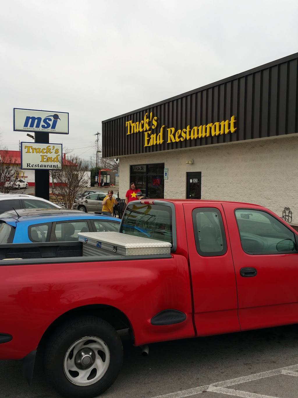 Tracks End Restaurant | restaurant | 3435 Amnicola Hwy, Chattanooga, TN 37406, USA | 4233218010 OR +1 423-321-8010