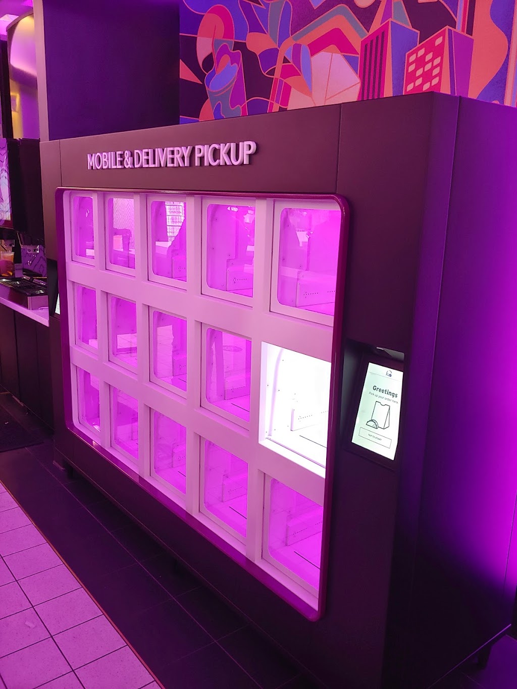 Taco Bell | restaurant | 1501 Broadway, New York, NY 10036, USA | 3322135224 OR +1 332-213-5224