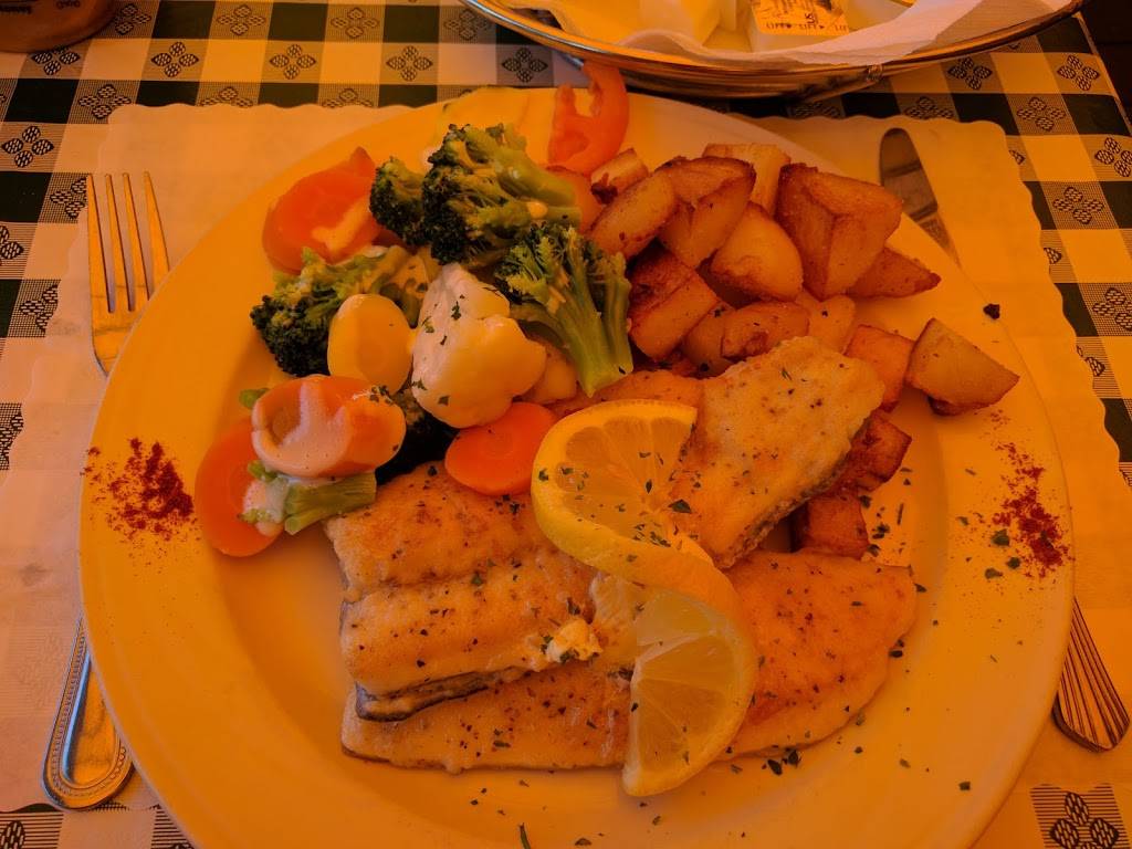 Clarenden Cuisine | restaurant | 1605 N Kings Hwy, Myrtle Beach, SC 29577, USA | 8434488000 OR +1 843-448-8000