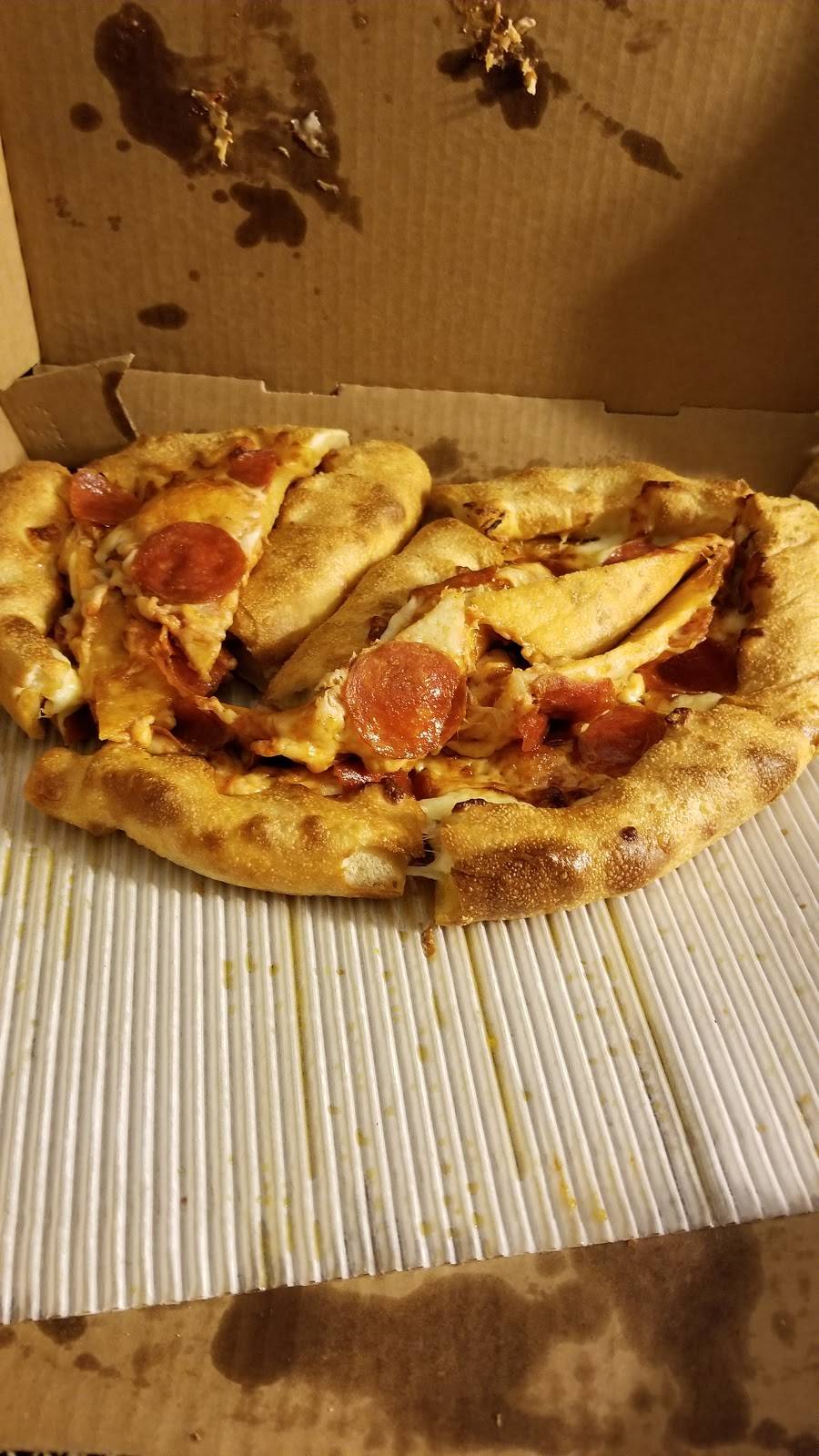 Pizza Hut | restaurant | 4925 W North Ave, Chicago, IL 60639, USA | 7734893969 OR +1 773-489-3969