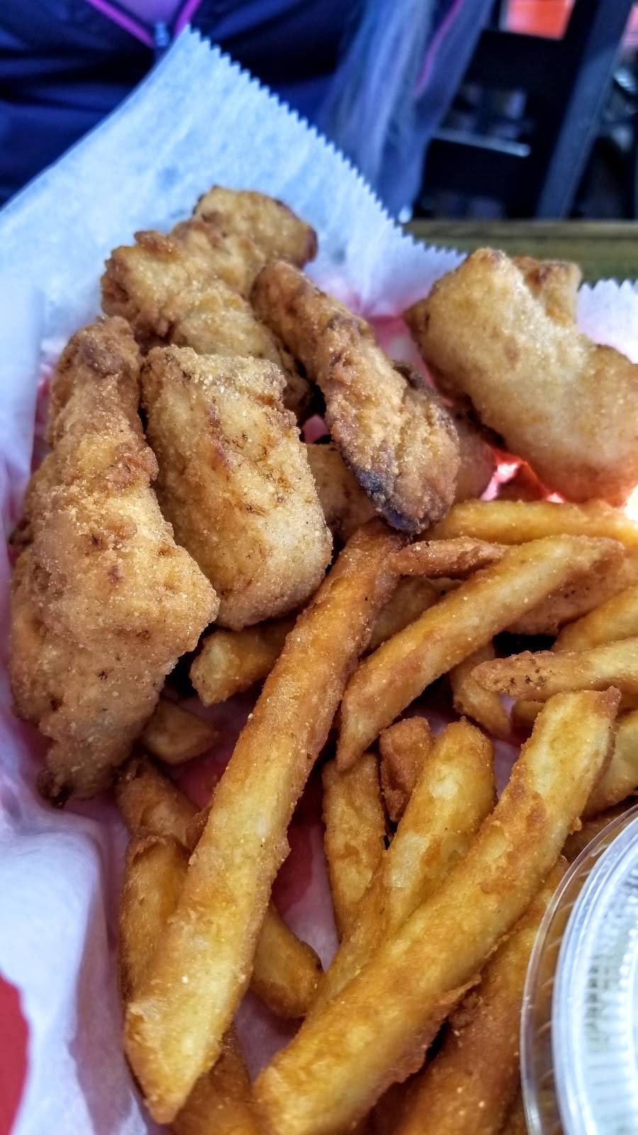 Charlies Fish Fry & Seafood | meal takeaway | 1200 E Hillsboro Blvd, Deerfield Beach, FL 33441, USA | 9545737198 OR +1 954-573-7198