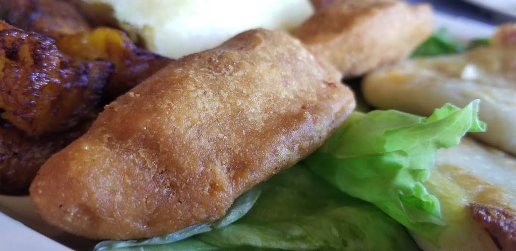 El Chivazo Salvadorian Restaurant | restaurant | 514 S Smith Ave, Corona, CA 92882, USA | 9518984758 OR +1 951-898-4758