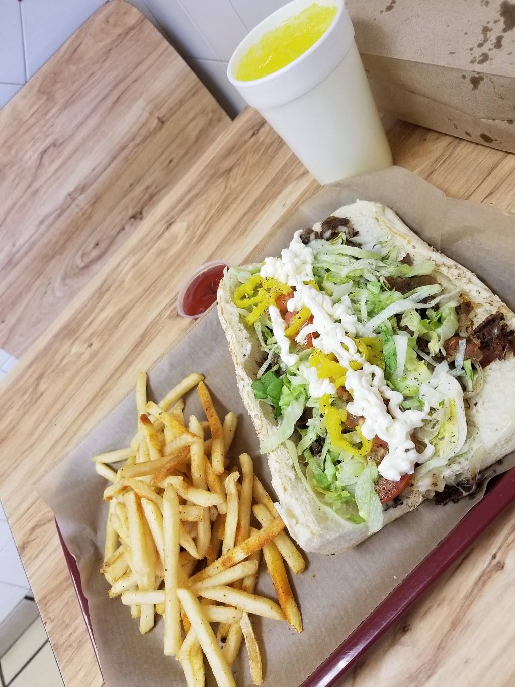 Rickys Sub Shop | restaurant | 6460 Greenfield Rd, Dearborn, MI 48126, USA | 3135829410 OR +1 313-582-9410