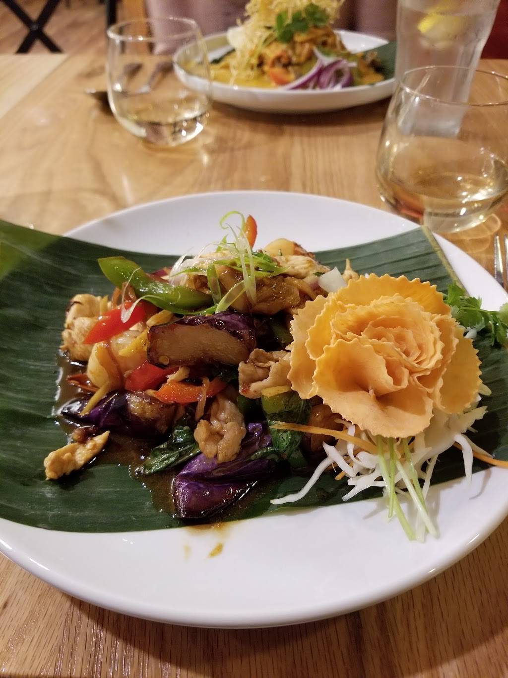 Buddha Barn | restaurant | 6625 Gracely Dr, Cincinnati, OH 45233, USA | 5134422010 OR +1 513-442-2010