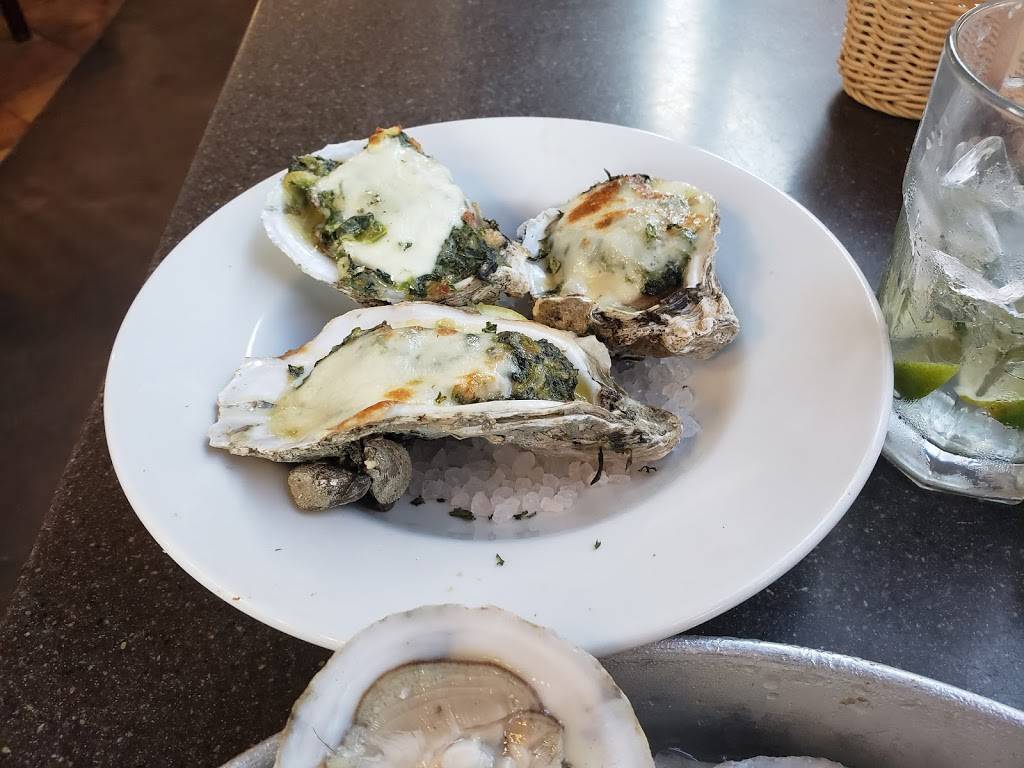 Water Street Oyster Bar | restaurant | 309 N Water St, Corpus Christi, TX 78401, USA | 3618819448 OR +1 361-881-9448