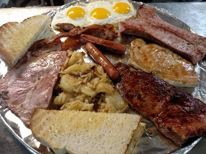 Krzysiaks House Restaurant | restaurant | 1605 Michigan Ave, Bay City, MI 48708, USA | 9898945531 OR +1 989-894-5531