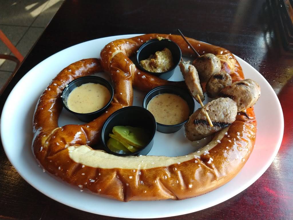 Gordon Biersch | restaurant | 6000 N Terminal Pkwy, Atlanta, GA 30337, USA | 7709533300 OR +1 770-953-3300