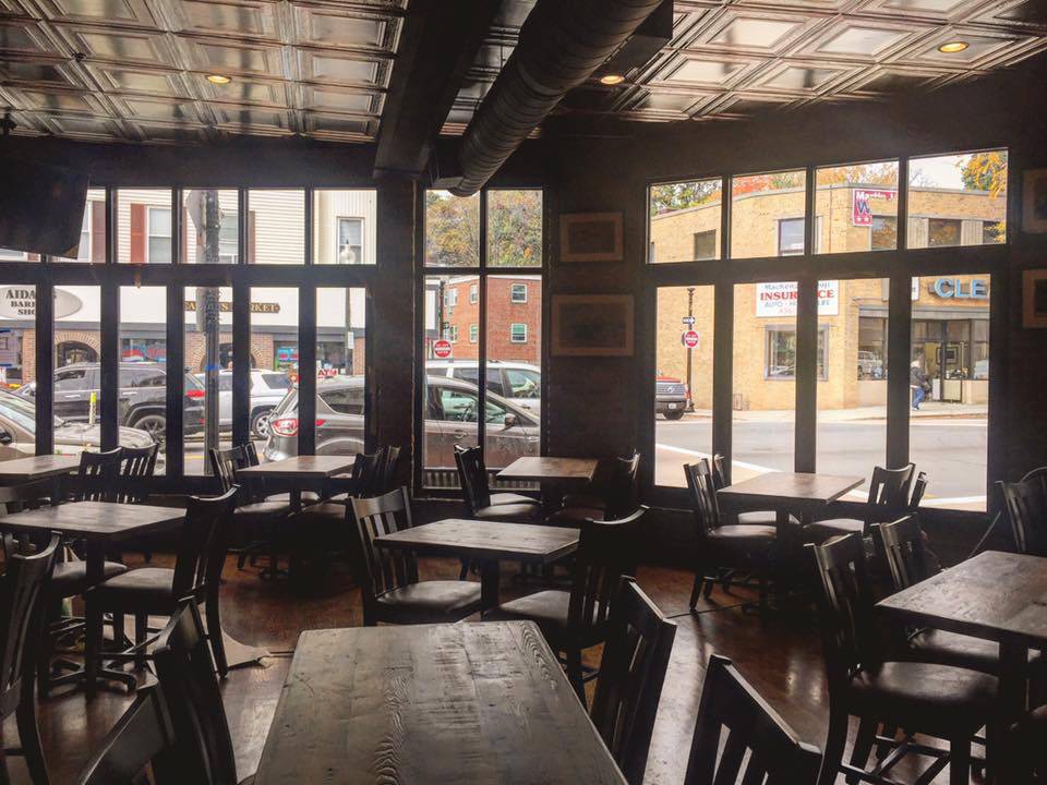 Landmark Public House | restaurant | 772 Adams St, Dorchester, MA 02122, USA | 6179823000 OR +1 617-982-3000