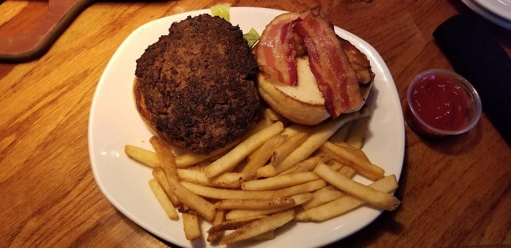 Outback Steakhouse | restaurant | 23501 Greenfield Rd, Southfield, MI 48075, USA | 2484249696 OR +1 248-424-9696