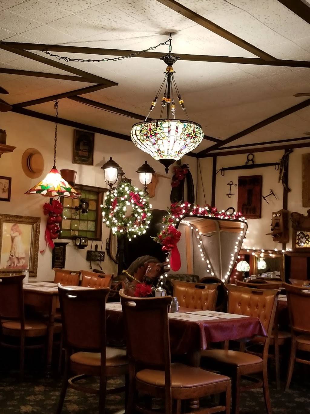 Johns | Family Restaurant | restaurant | 847 Berryville Pike, Charles Town, WV 25414, USA | 3047254348 OR +1 304-725-4348