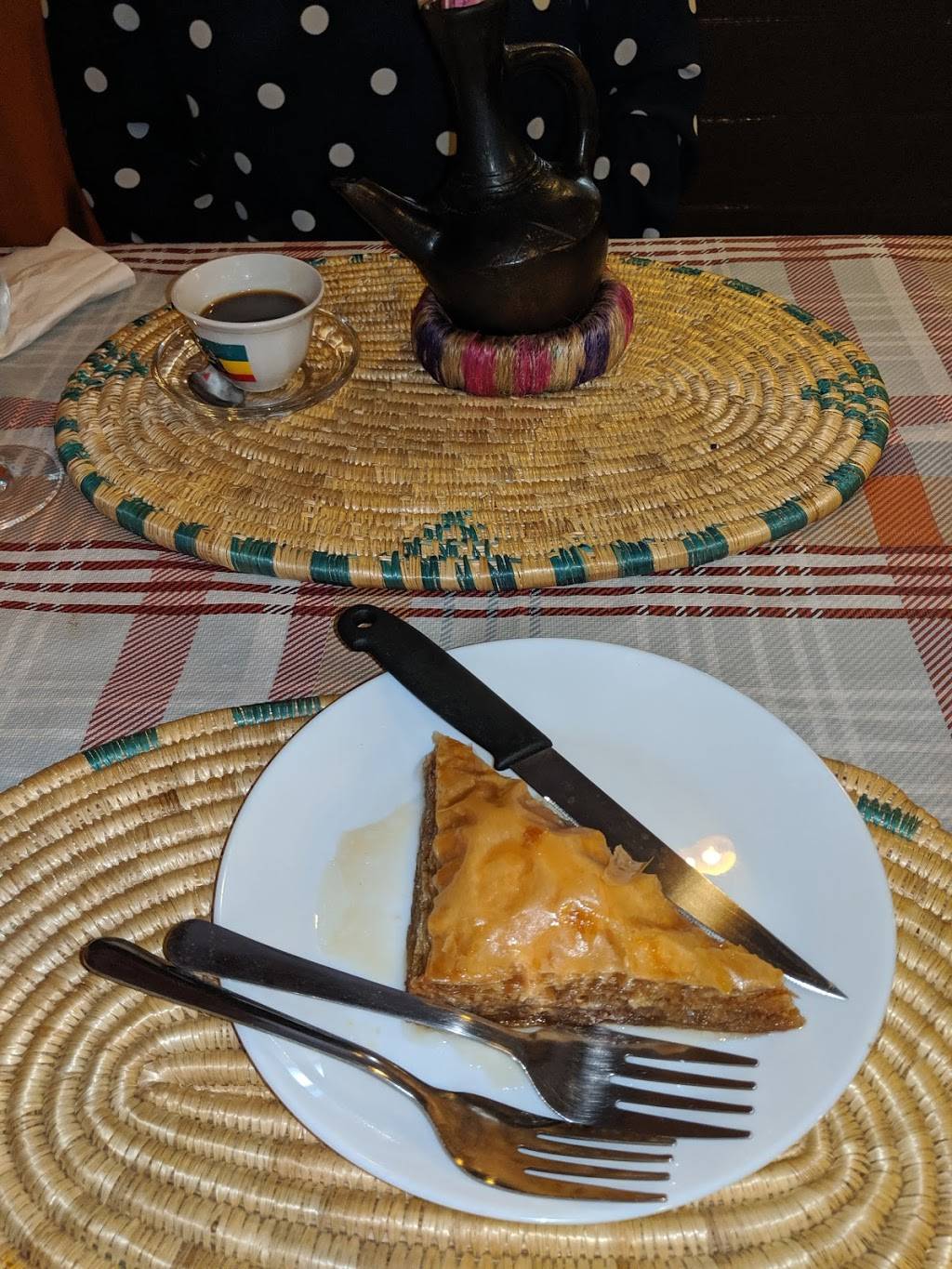 KuRu Ethiopian Authentic Restaurant | restaurant | 415 W Grace St #A, Richmond, VA 23220, USA | 8049121771 OR +1 804-912-1771