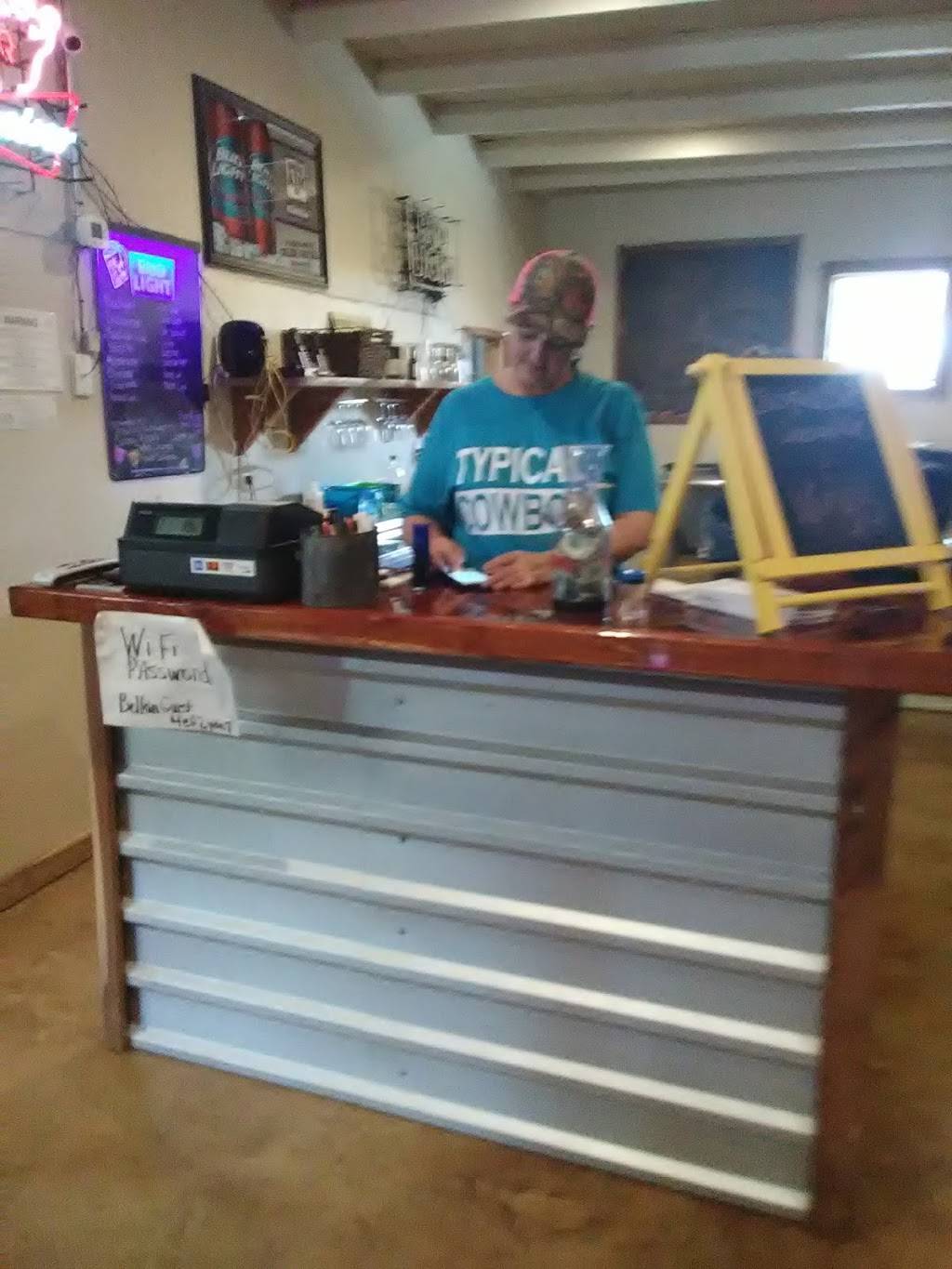 Rek Hill Roadhouse | restaurant | 3024 E, TX-159, Fayetteville, TX 78940, USA | 9792493221 OR +1 979-249-3221