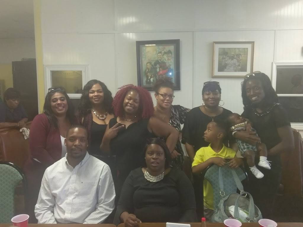 Magic City Grill | restaurant | 4610 Gary Ave, Fairfield, AL 35064, USA | 2057839392 OR +1 205-783-9392