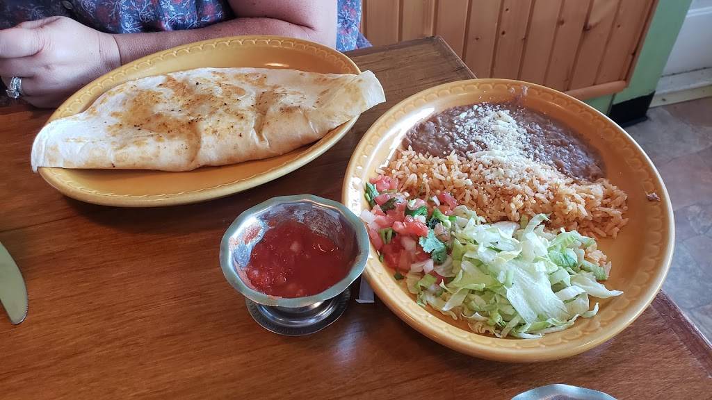 El Pueblo Mexican Grill | restaurant | 724 1st Ave, Silvis, IL 61282, USA | 3097556391 OR +1 309-755-6391