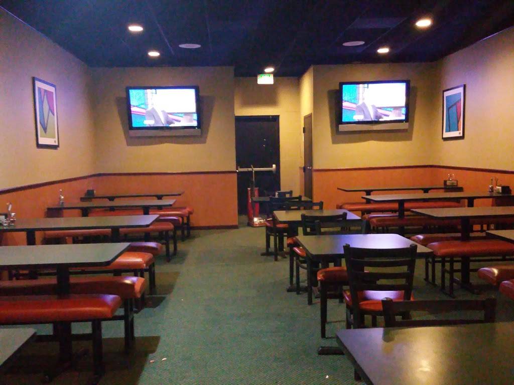 Round Table Pizza | meal delivery | 12881 Mountain Ave, Chino, CA 91710, USA | 9095919984 OR +1 909-591-9984