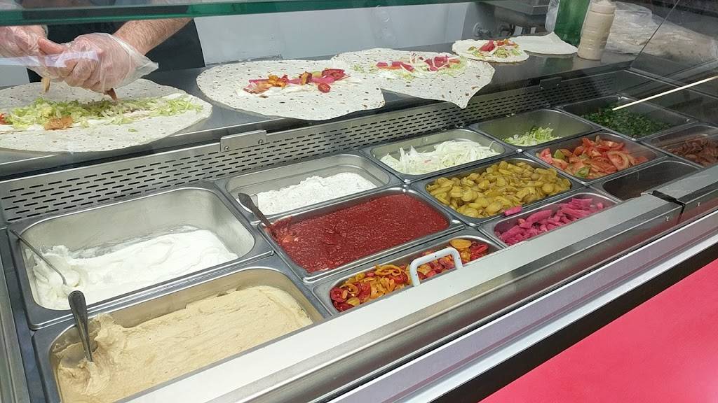 Tybahs Kebab | restaurant | 1240 Simcoe St N, Oshawa, ON L1G 1A1, Canada | 9052404611 OR +1 905-240-4611