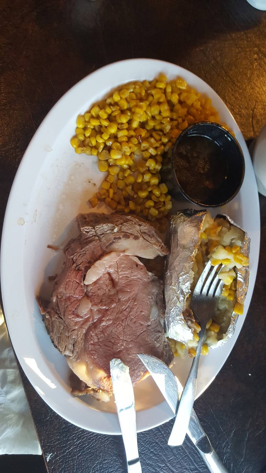 Bull Moose Bar & Grille | restaurant | 202 S Main St, Sandwich, IL 60548, USA | 8157868002 OR +1 815-786-8002