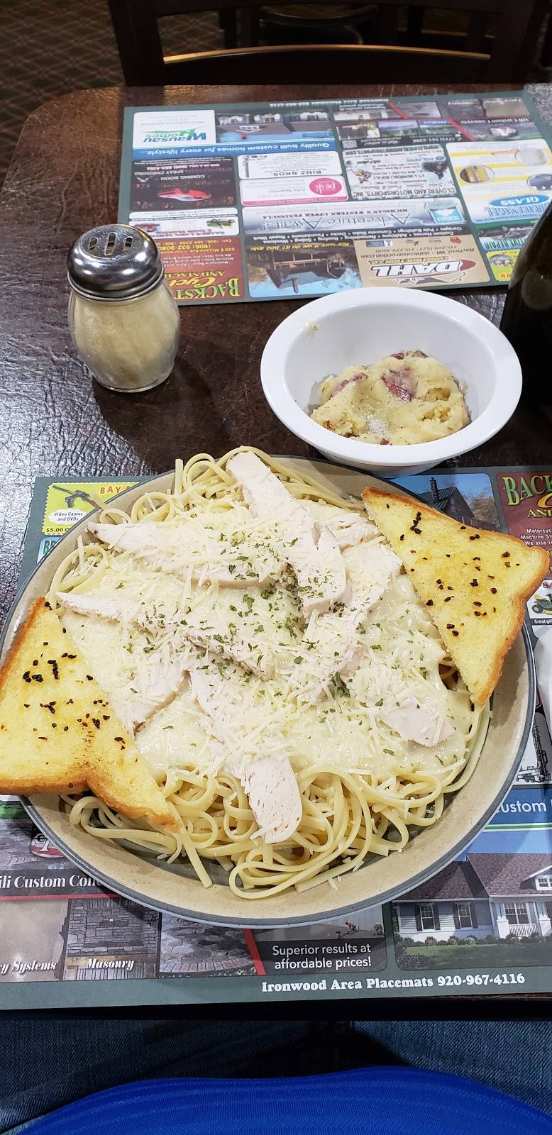 Tacconellis To Go | restaurant | 100 Massie Ave, Bessemer, MI 49911, USA | 9066639900 OR +1 906-663-9900