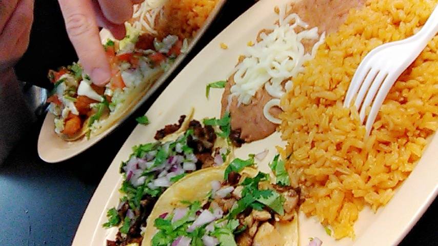 Los Cabos Tacos | restaurant | 11840 Magnolia Ave, Riverside, CA 92503, USA | 9513522653 OR +1 951-352-2653