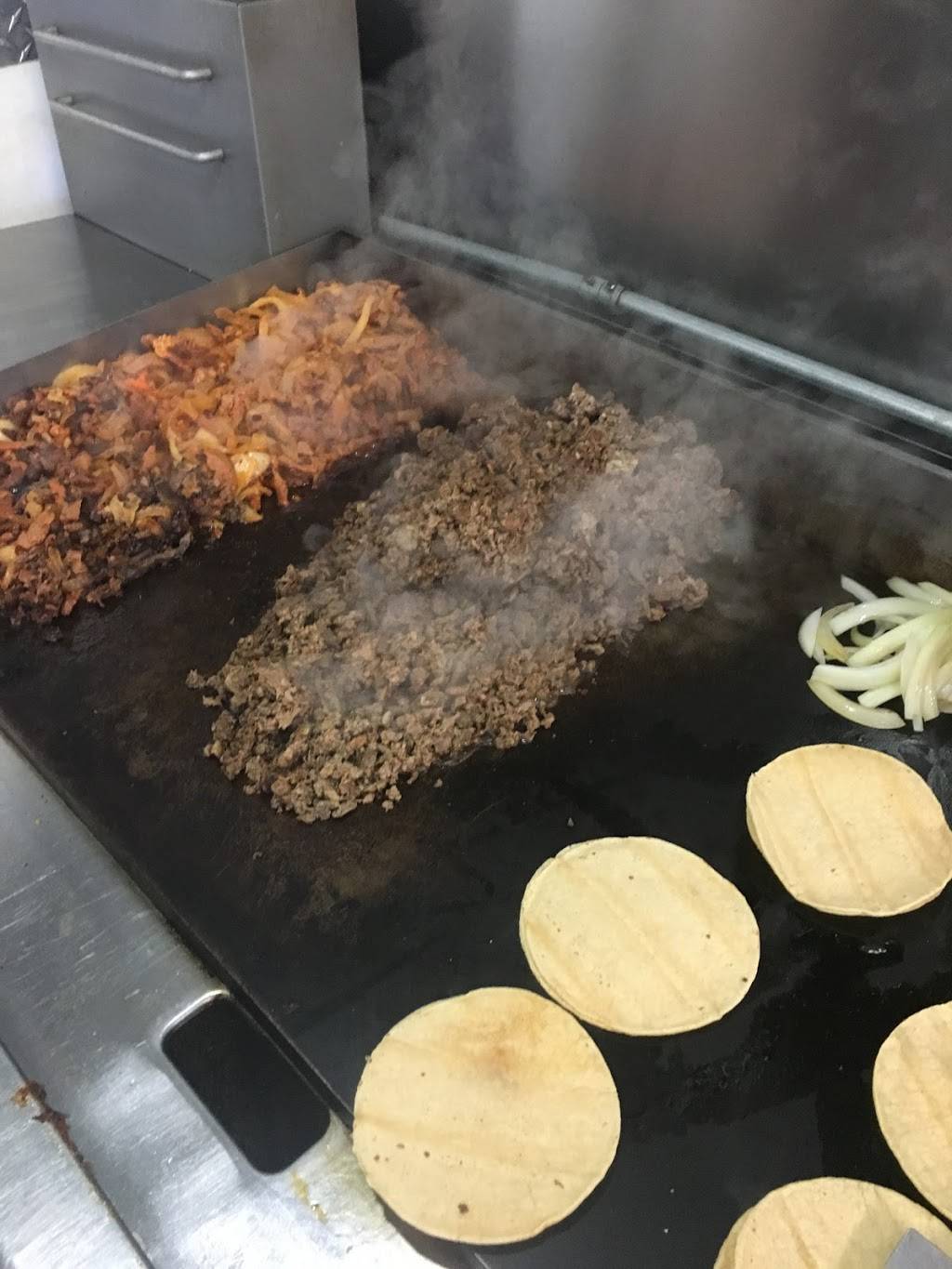 Mobile Coco’s Tacos LLC | restaurant | 1690 Dearborn Ave, Aurora, IL 60505, USA | 6305408279 OR +1 630-540-8279