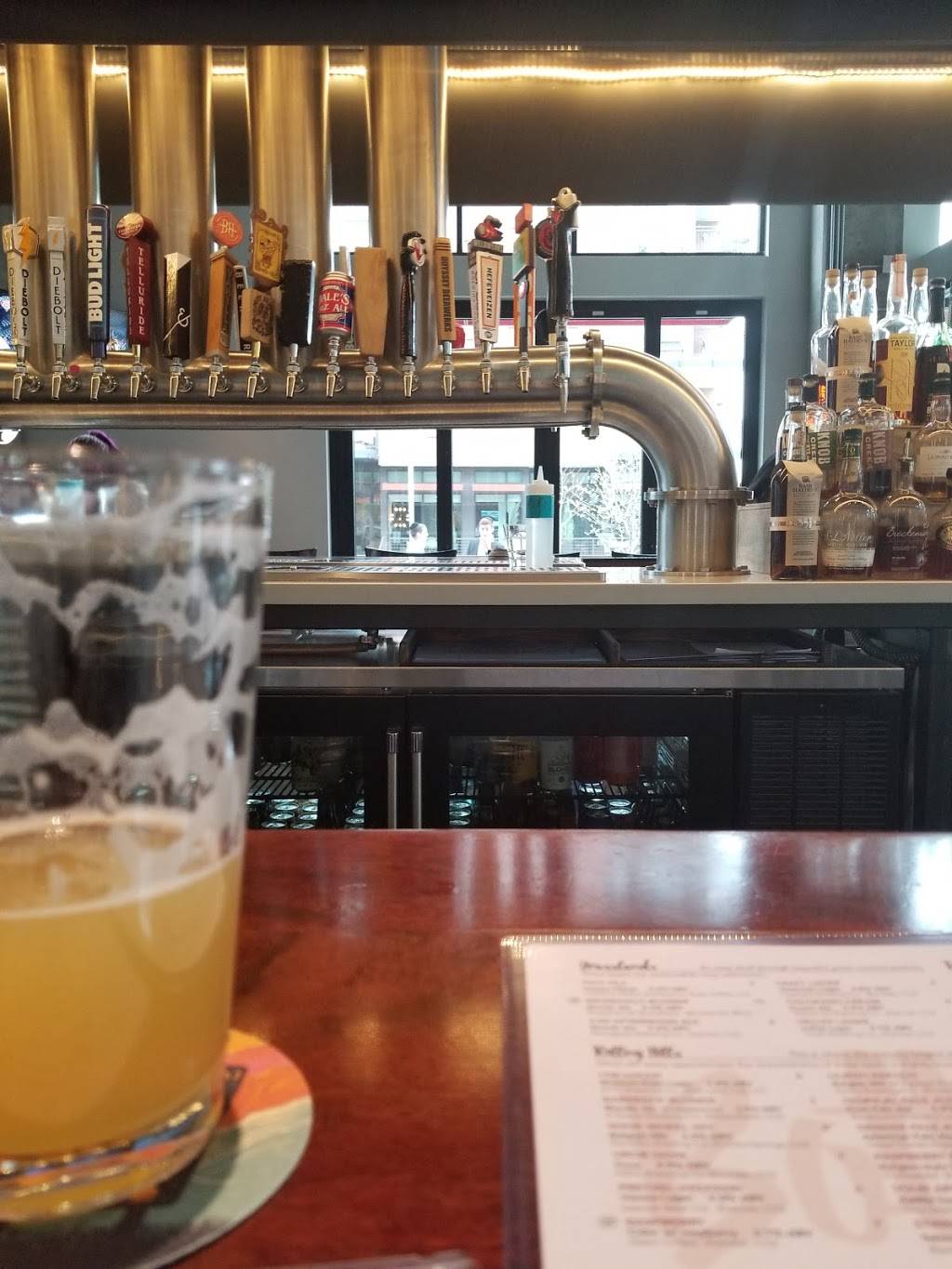 Tap & Burger Sloans Lake | restaurant | 1565 N, Raleigh St #100, Denver, CO 80204, USA | 7204566779 OR +1 720-456-6779