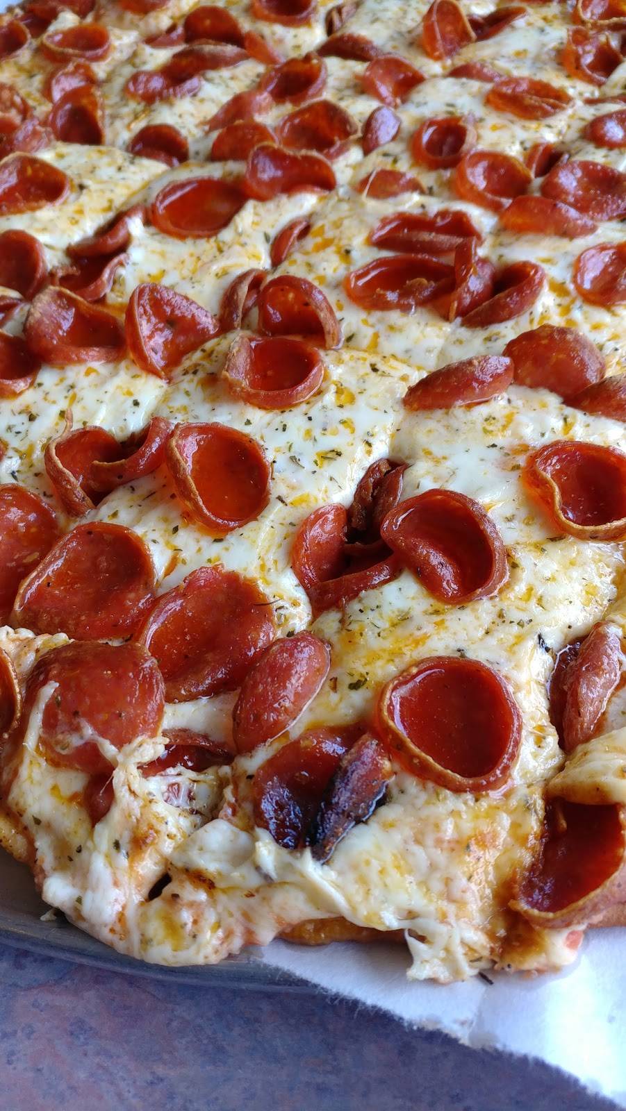 Villa Nova Pizzeria | restaurant | 6821 W Pershing Rd, Stickney, IL 60402, USA | 7087882944 OR +1 708-788-2944