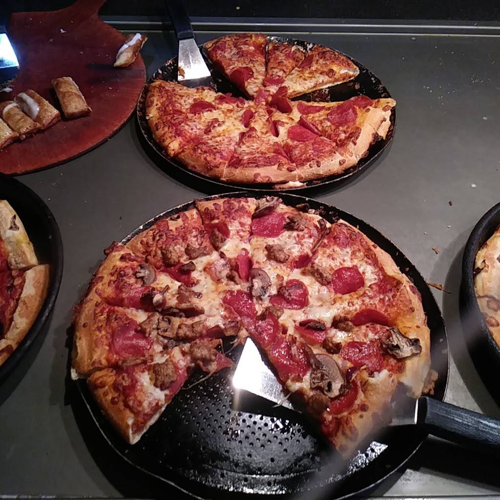 Pizza Hut | restaurant | 34165 Aurora Rd, Solon, OH 44139, USA | 4403493313 OR +1 440-349-3313