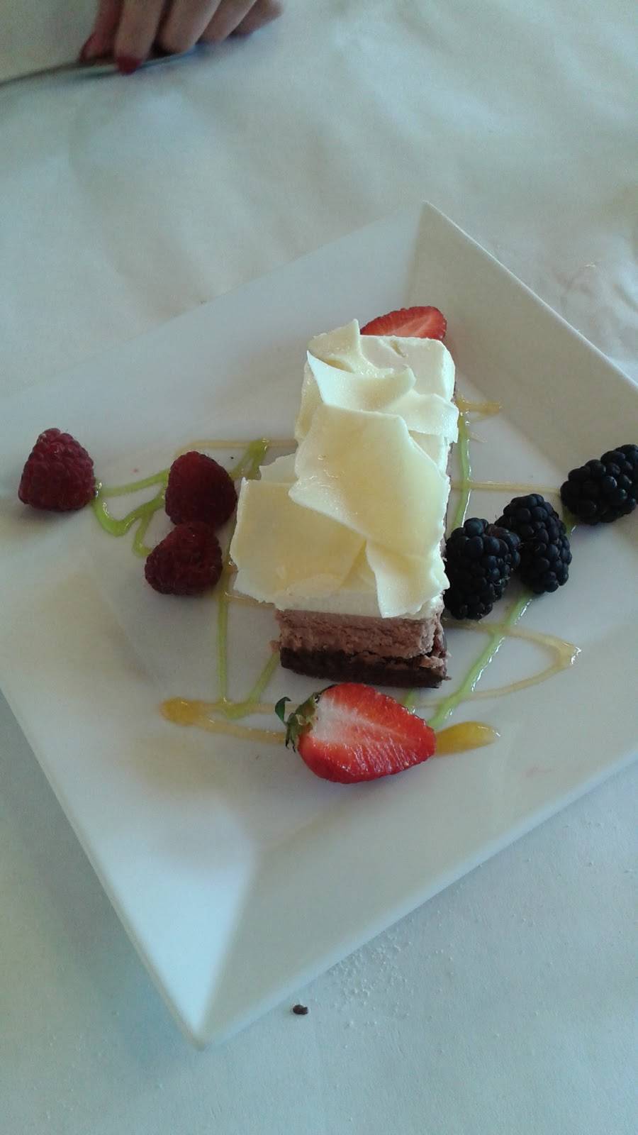 Florindas Market Street Grill | restaurant | 1231 Market St, San Francisco, CA 94103, USA | 4154874414 OR +1 415-487-4414