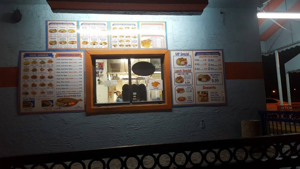 Snappers Fish & Chicken | restaurant | 17990 NW 27th Ave, Miami Gardens, FL 33056, USA | 3056218570 OR +1 305-621-8570