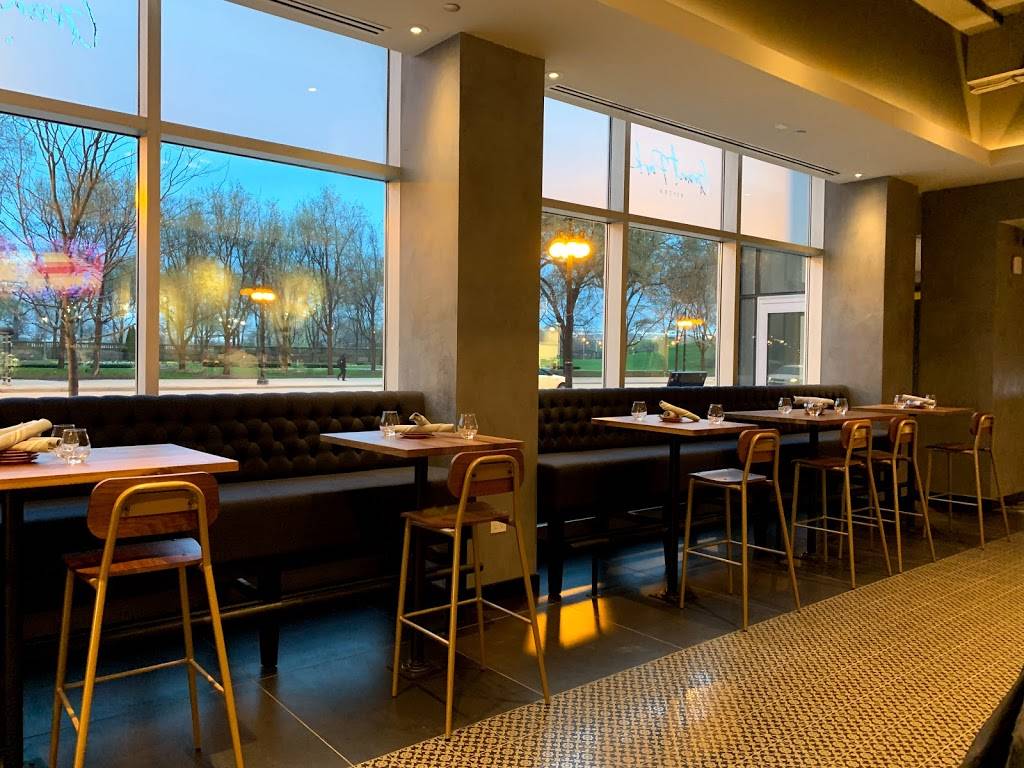 Grant Park Bistro | restaurant | 800 S Michigan Ave, Chicago, IL 60605, USA | 3127533420 OR +1 312-753-3420