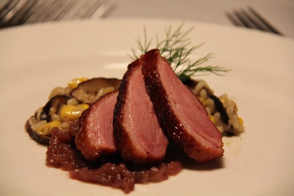 The University Club at Queens Inc. | restaurant | 168 Stuart St, Kingston, ON K7L 2V8, Canada | 6135332846 OR +1 613-533-2846