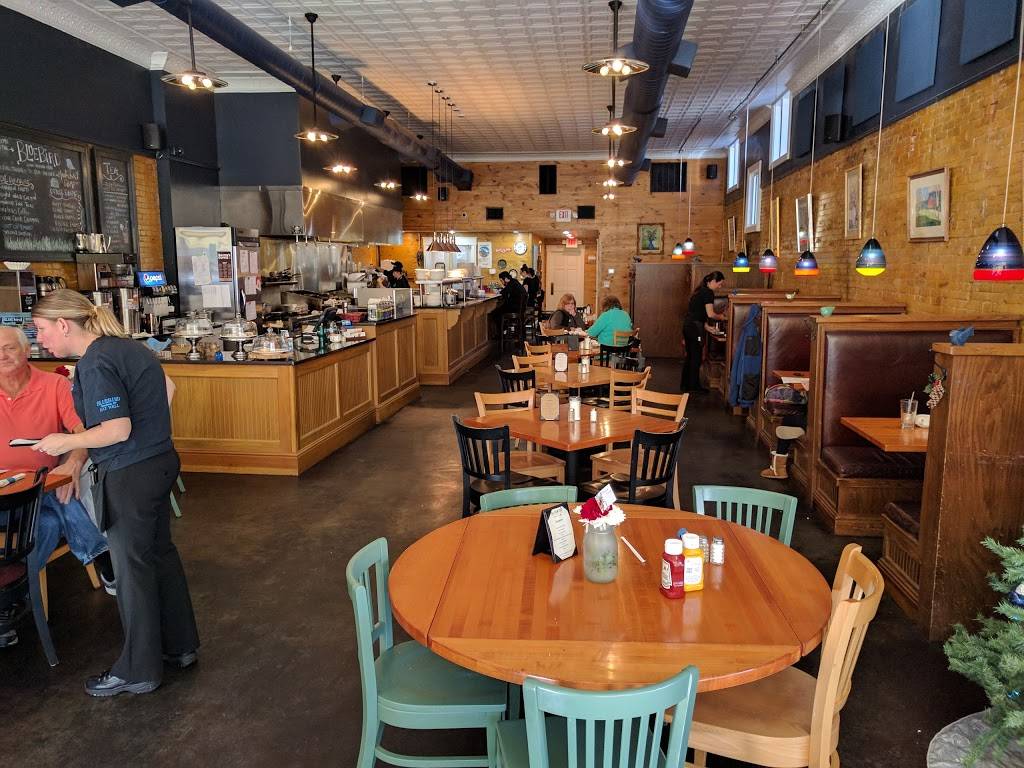 Bluebird | restaurant | 202 W Main St, Stanford, KY 40484, USA | 6063651010 OR +1 606-365-1010