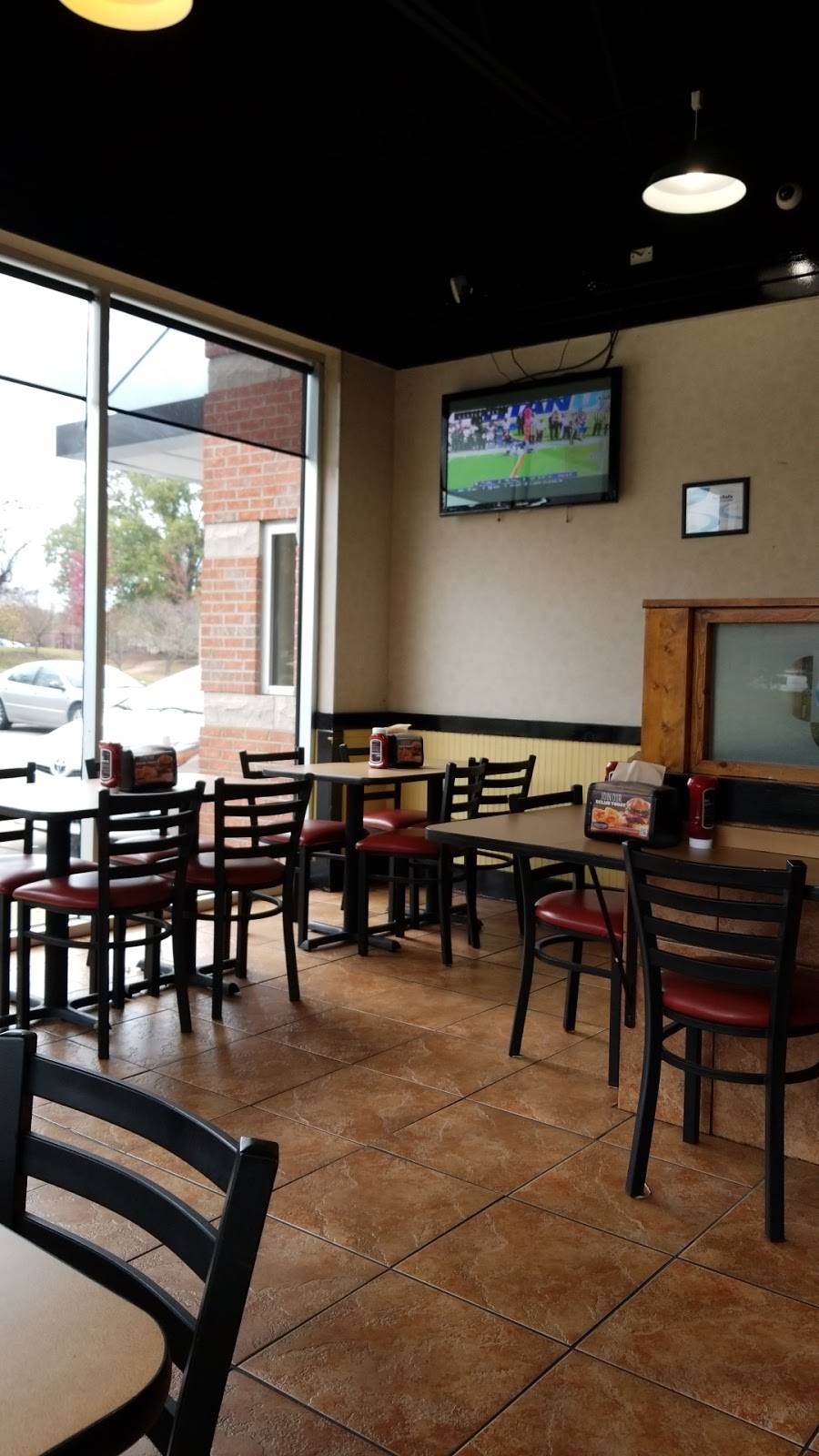 Back Yard Burgers | restaurant | 1709 Whitten Rd, Bartlett, TN 38134, USA | 9012668041 OR +1 901-266-8041