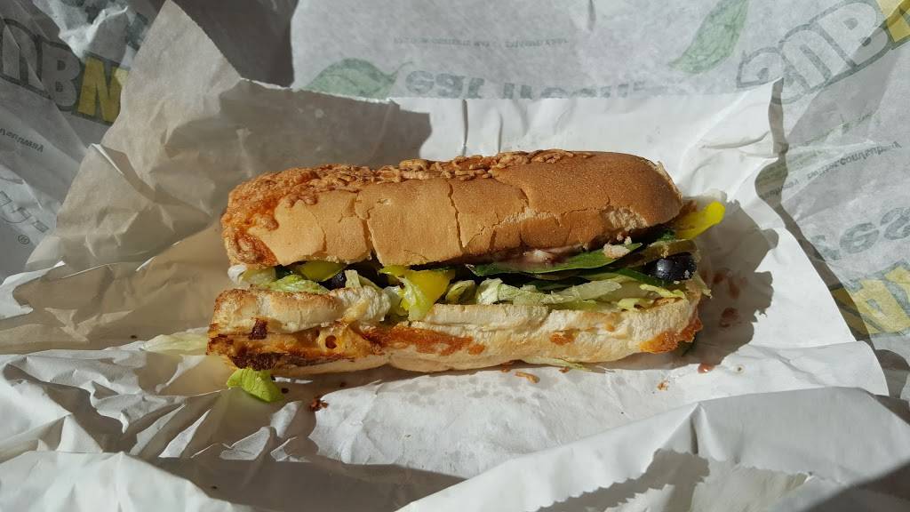 Subway | restaurant | 540 S Reynolds Rd, Toledo, OH 43615, USA | 4195370017 OR +1 419-537-0017