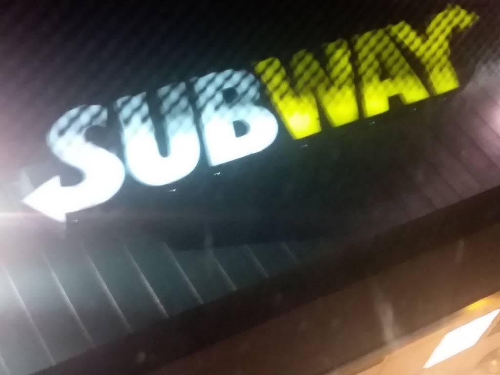 Subway | restaurant | 801 W Wisconsin St, Sparta, WI 54656, USA | 6082691177 OR +1 608-269-1177